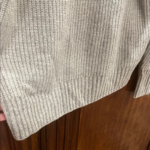 🎉HOST PICK🎉 White + Warren Women's Gray Cashmere Turtleneck Sweater - Picture 8 of 8